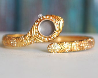 Vintage  snake shaped watch case, watch bangle  case, mint, nos, unused