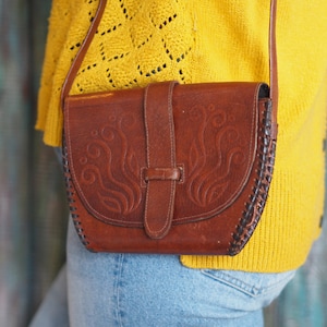 Vintage  handcrafted   leather bag  ,  handmade Leather bag, Handmade  Shoulder Bag, Brown Leather Handbag, Leather bag