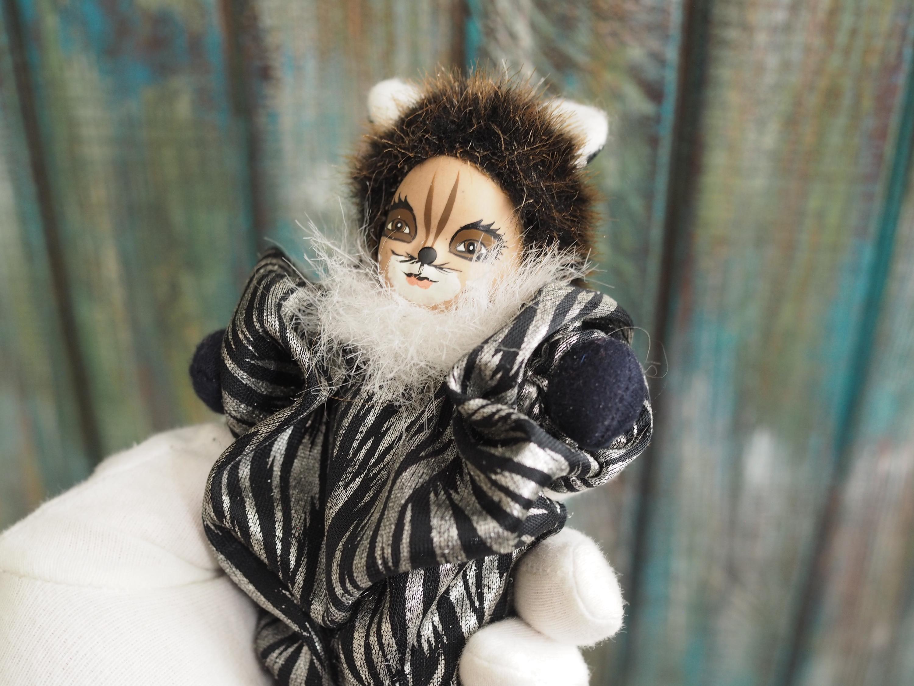 American Broadway Musical Cats Vintage Porcelain Doll - Etsy