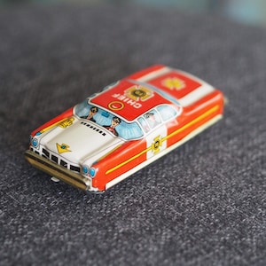 Vintage tin toy car  by Nakamura  Japan  - Fire Chief - 9cm / 3.5inches  - 1950's - top condition