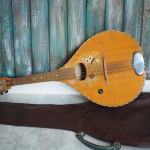 Mandolin  - vintage 8-String German made Mandolin