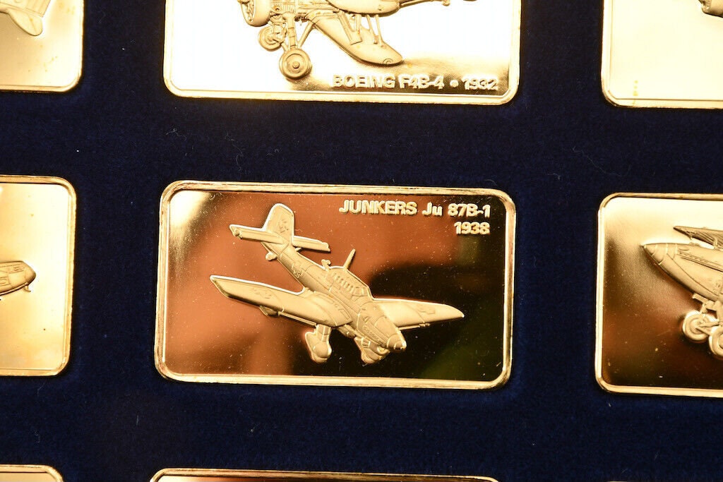 THE JANE’S  MEDALLIC REGISTER Franklin Mint Jane's Aircraft Ingots - The Jane's Medallic