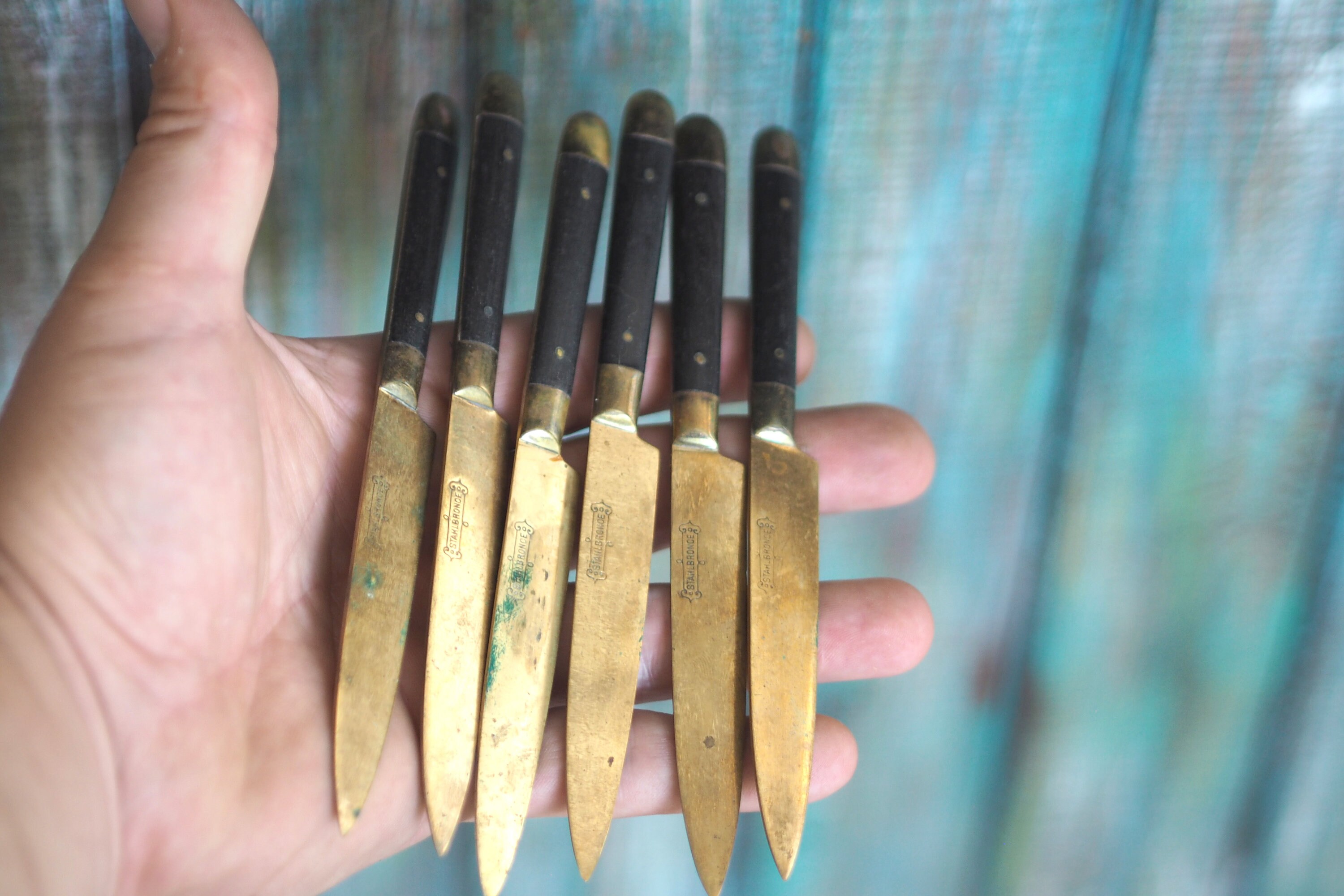 1800s Stahl-bronce Fruit Knives Delicate White Porcelain and Gold