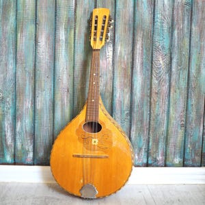 Mandolin  - vintage 8-String German made Mandolin