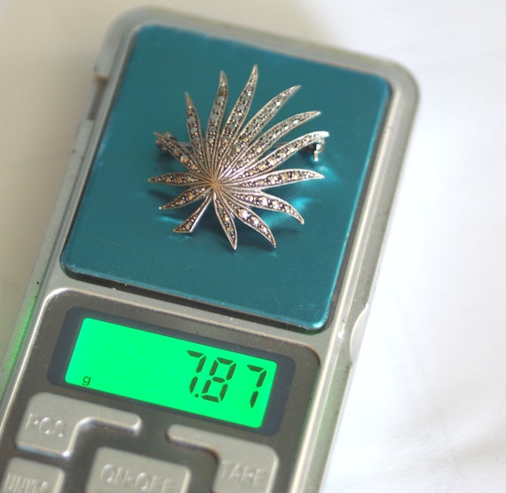 Leaf  -  Vintage solid silver brooch - silver mar… - image 2