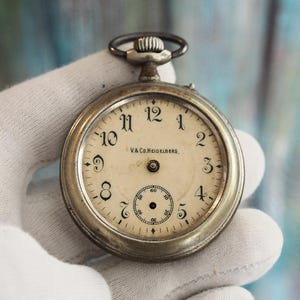 Antike V & Co. Heidelberg Taschenuhr - 50 mm Gehäuse, offenes Ziffernblatt, mechanischer Aufzug, altes deutsches Uhrwerk - für Teile, Reparatur