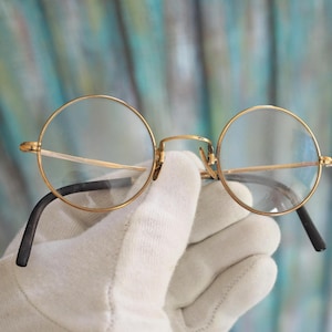 Antique German Eyeglasses – 19th Century Round Gold Metal Spectacles, 115mm Frame, Collectible Optical History