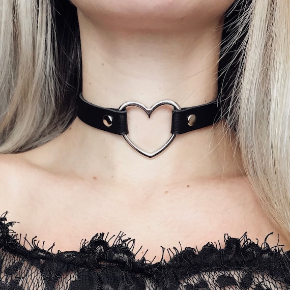 black choker necklace with silver heart pendant by jkfangirl on DeviantArt