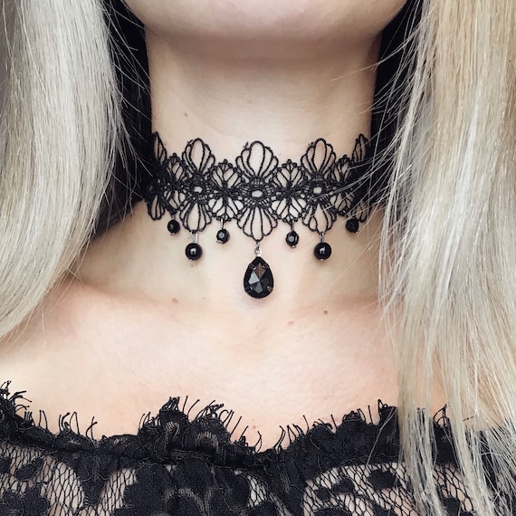 Gothic Lace Choker - Black