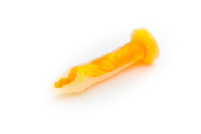 Ripple Medium - Featuring Near Clear with UV Orange and UV Yello Ripple Medium - Featuring Near Clear with UV Orange and UV Yello