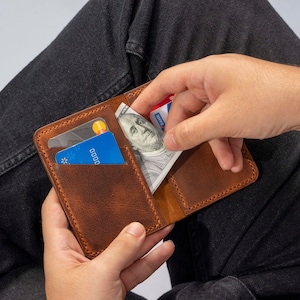 Personalized 100% Genuine Leather Wallet, Minimalist Wallet, Personalized Card Holder, Ultra Slim Wallet, Men&#39;s Wallet, MADE IN USA