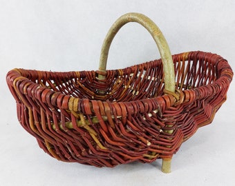 Wicker garden basket - Mushroom basket - Basket for vegetables or fruit - Natural unbarked wicker