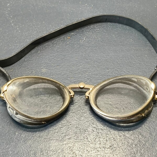 Ancienne paire de lunettes conducteur de train, cheminots, Made in France, lunettes réglables, lunettes aviateur, lunettes moto