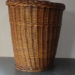 Ancienne grande corbeille en osier vernis, panier à linge, vannerie, rotin, rangement, made in France zdjęcie 2