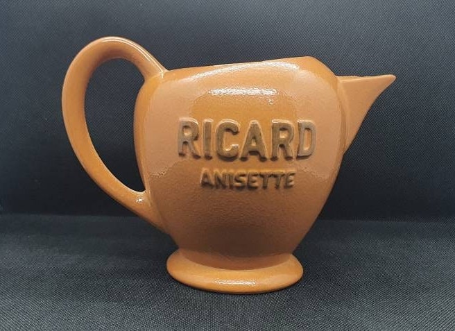 Carafe publicitaire en céramique pour Ricard Anisette des Ateliers de  céramique Ricard France - Début de Série