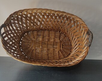 Grand Panier En Osier Ancien Avec Couvercle – Bon état