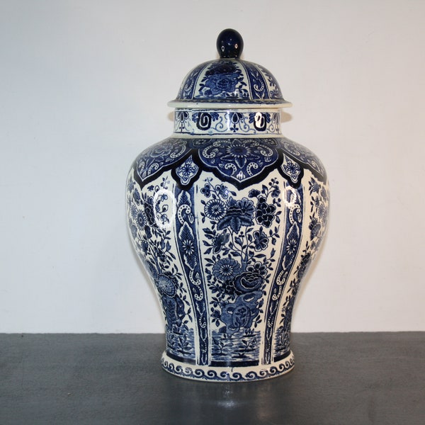 Vase bleu delft bleu blanc, pottery Delft, Delft jar, poterie, vase