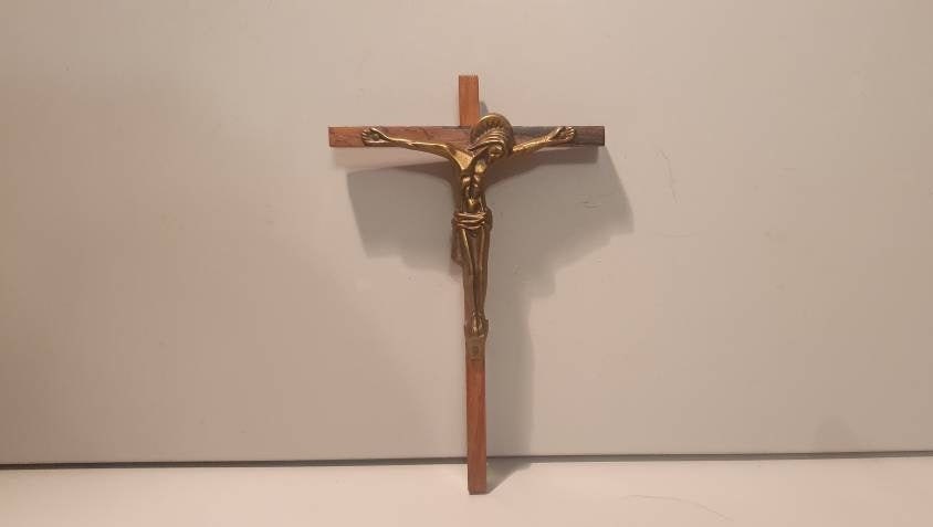 Crucifix en Bois et Laiton , Croix, Jésus Christ, Icone Religieux