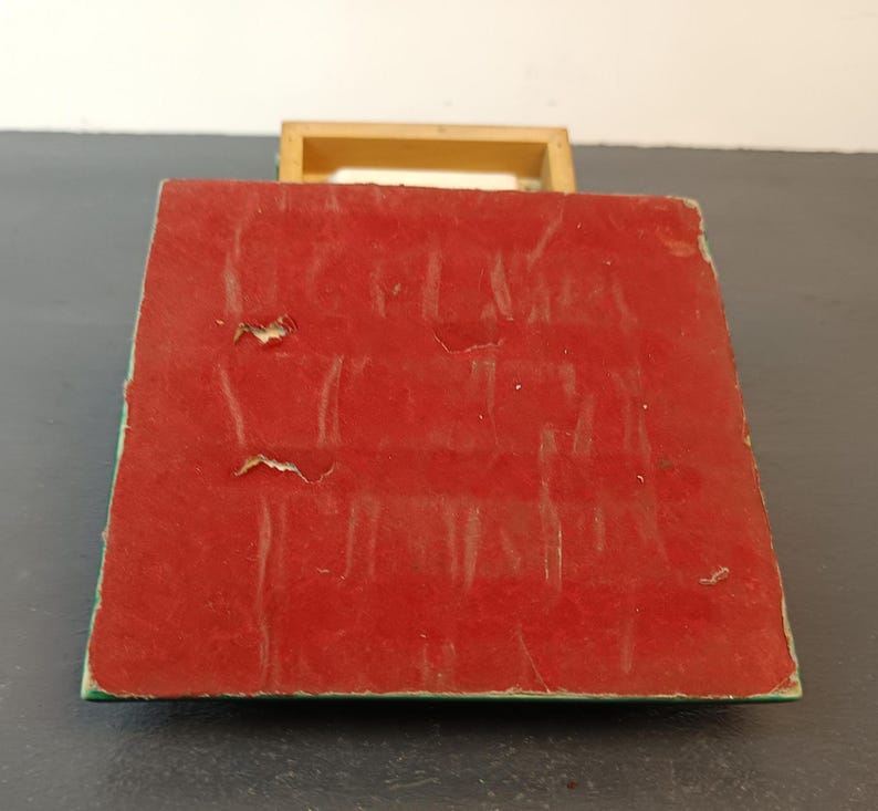 Vintage Cigarette Dispenser, Cigarette Holder, Cigarette Display