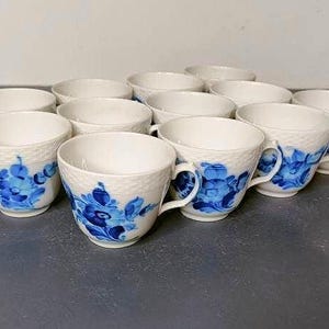 Juego de café, juego de té, tazas y platillos antiguos de Royal Copenhagen, Dinamarca, 12 tazas y 12 platillos
