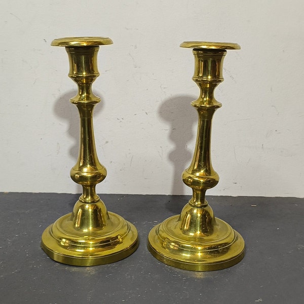 Ancienne Paire de bougeoirs en laiton bronze, Anciens chandeliers, Bougies, candélabres, support bougies