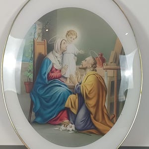 Antique Holy family frame, Jesus medallion, 1950&#39;s vintage , Oval frame, Antique religious frame, nativity, Virgin Mary, st Joseph, vintage
