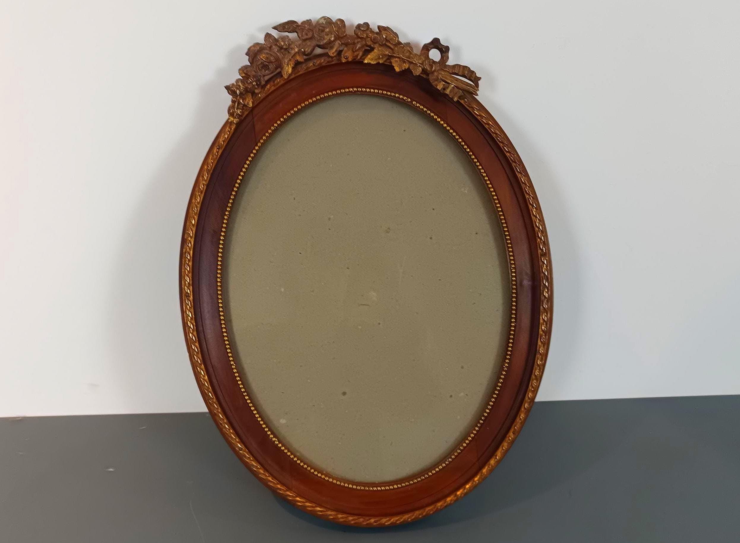 Ancien Cadre Mural, Cadre Mural À Noeud Et Fleurs, Cadres Ovales Sous Verre, Années 1930, Photo Antique En Métal Laiton Bois