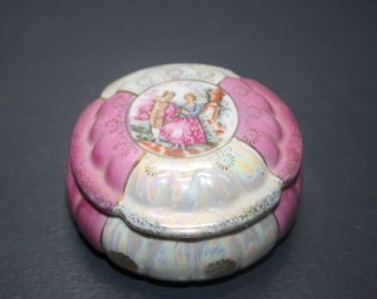 Ancienne boîte en porcelaine, Bonbonnière, Antique porcelain box, Française