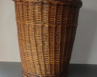 Ancienne grande corbeille en osier vernis, panier à linge, vannerie, rotin, rangement, made in France