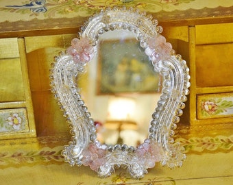 Magnifique miroir de courtoisie vintage italien en verre de Murano sur pied avec fleurs roses