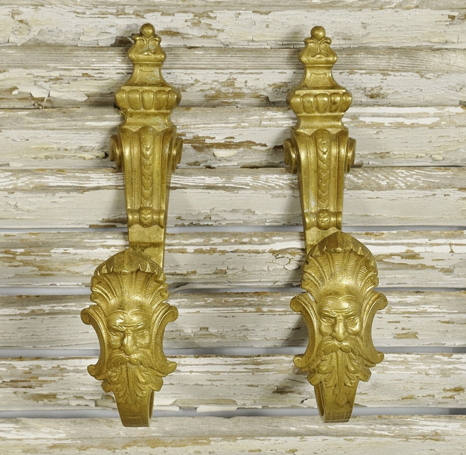 Impressionnante Grande Paire Antique Français Laiton Château Cravate/Retenues, Neptune, 19Ème Siècle