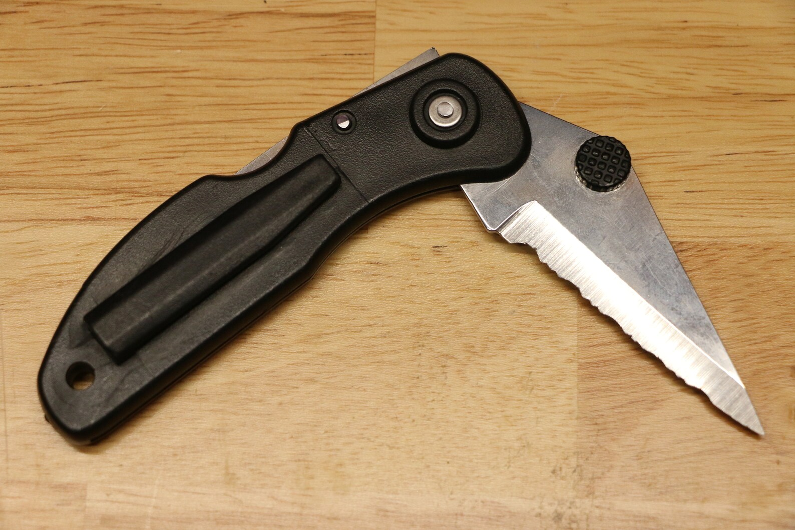 Serrated blade pocket knife preowned Etsy