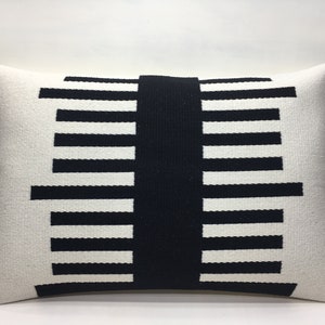 Turkish Kilim Pillow, 16x24 Kilim Pillow, Modern Pillow, Black Striped Pillow, Home Decor, Cotton Pillow, Sofa Pillow, Throw Pillow, Beeding