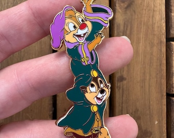Chip y Dale vestidos como Estornudos y Mudito Edición Limitada 50 - pin de esmalte - pin de etiqueta - pin inspirado en Disney - Blancanieves de Disney