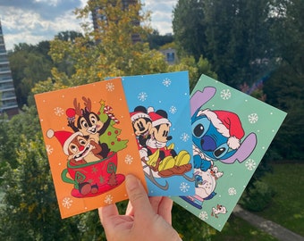 Set mit 12 Postkarten für Weihnachten, inspiriert von Disney – Postkarten / Kunstdrucke – Chip und Dale – Stitch – Mickey und Minnie