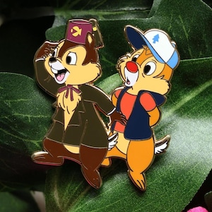 Chip e Dale vestiti da Dipper Pines e Zio Stan Edizione Limitata 50 - spilla smaltata - ispirata a Disney - Disney Gravity Falls