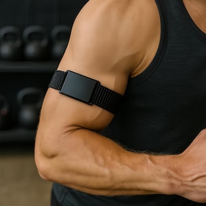 WHOOP 5.0 Bicep Strap – Elastic Nylon Arm Band with Integrated Protective Case