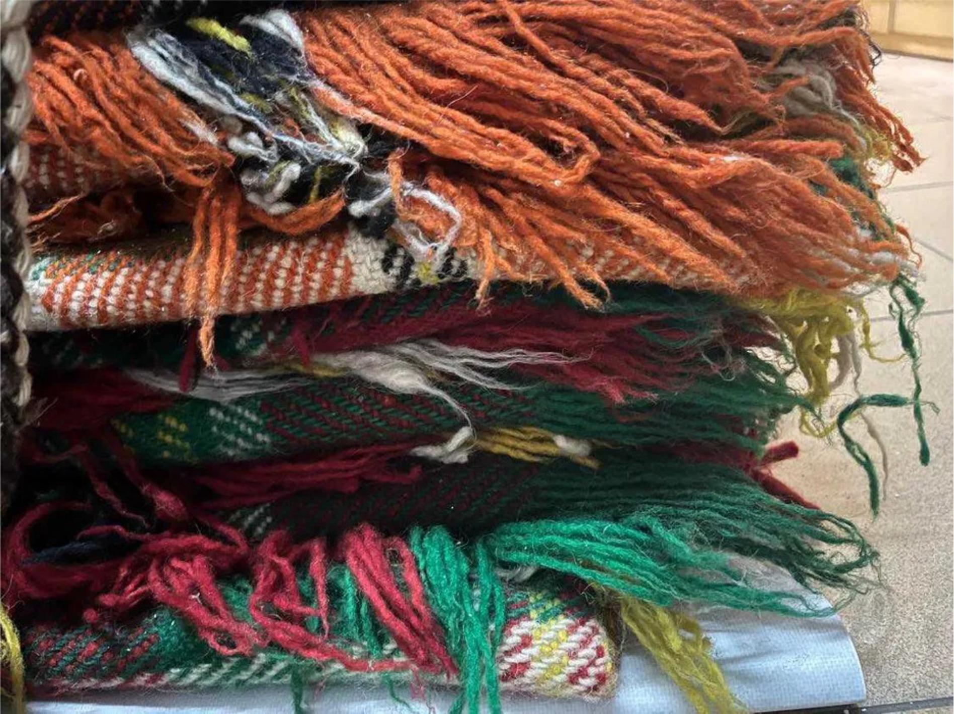 Selling a Rhodope blanket made of pure wool from Bulgaria
