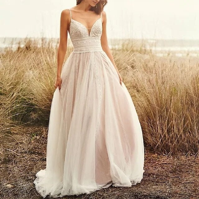 Beach Bohemian Lace Wedding Dress Unique Elegant Backless Dress