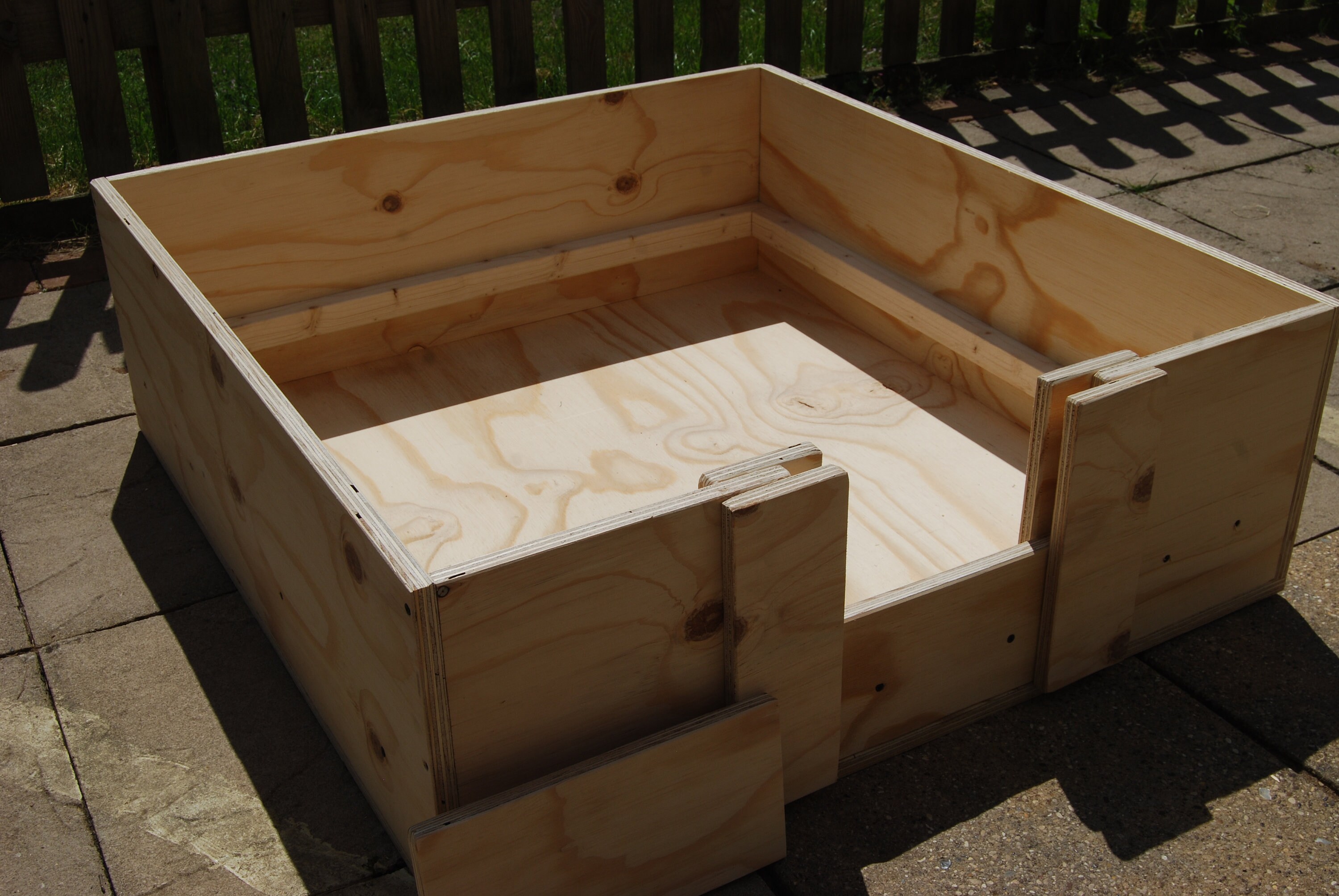 Whelping Box With Rails and Free Delivery Etsy UK