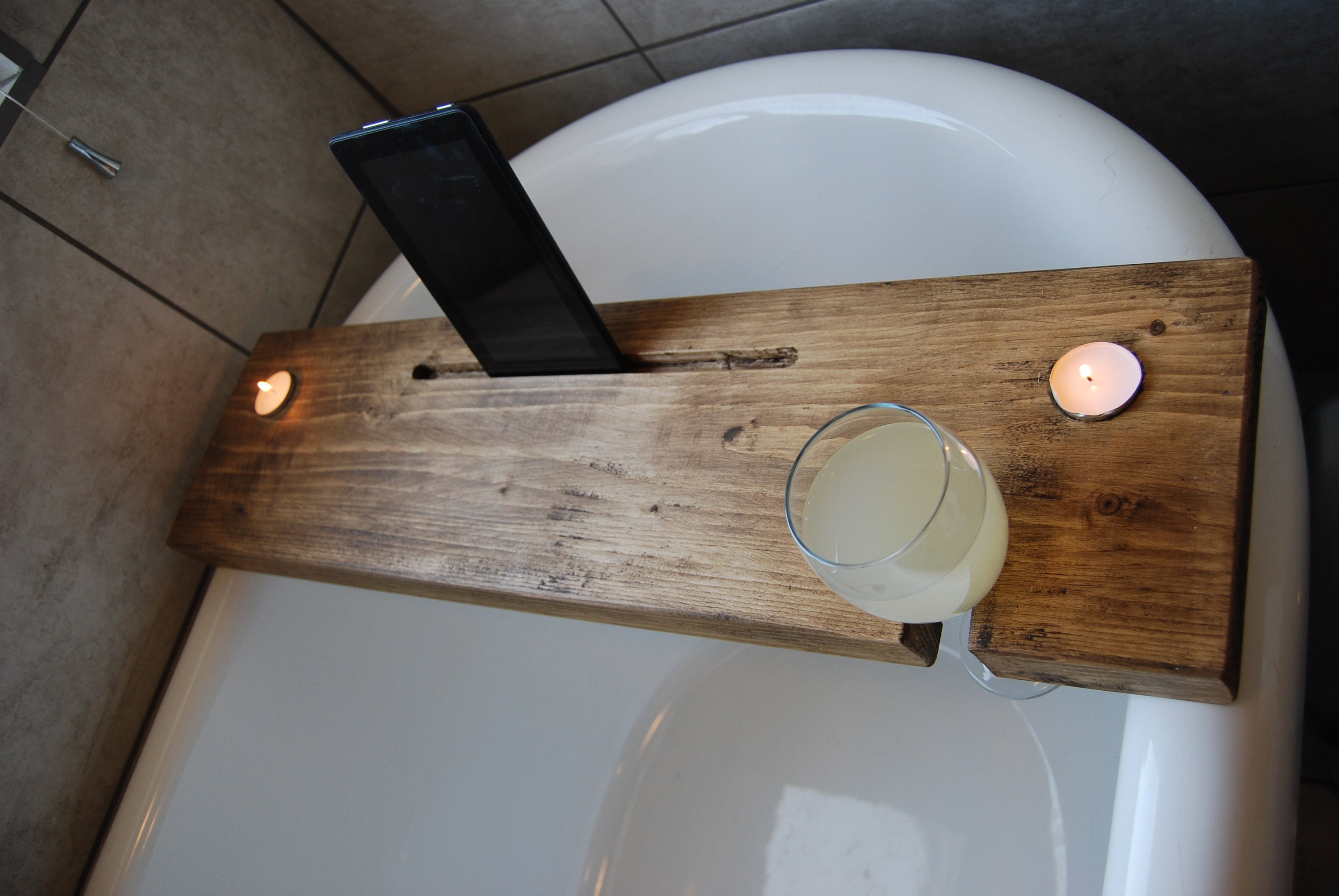 Bath caddy hand made from reclaimed wood and finished in Etsy