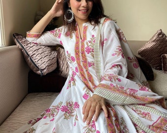Ensemble kurta imprimé main avec dupatta/étole|Salwar Kameez indien|Ensemble de costume indien en coton pour femme|lot de 3 imprimés Jaipuri blanc
