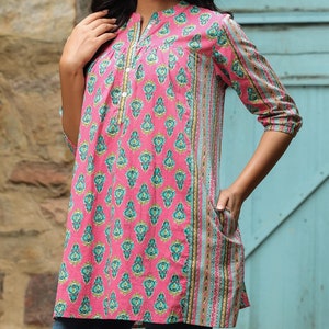 Hand block printed cotton floral top pink Jaipuri print Kurti Summer women’s Indian cotton top Blockprint top,3/4th sleeve,hip length,pocket