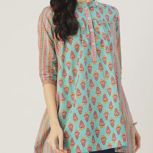 Hand block printed cotton floral top BLUE Jaipuri print Kurti Summer women’s Indian cotton top Blockprint top,3/4th sleeve,hip length,pocket