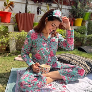 Hand block print cotton women’s nightsuit |jaipuri print floral loungewear PJ’s| women’s pajama set/nightsuit w/eyemask |made in india