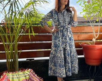 Vestido estampado en bloque de mano / Vestido midi de verano / Vestido floral de algodón / Vestido blanco y azul / Hecho a mano en la India / Vestido con bolsillos, cinturón