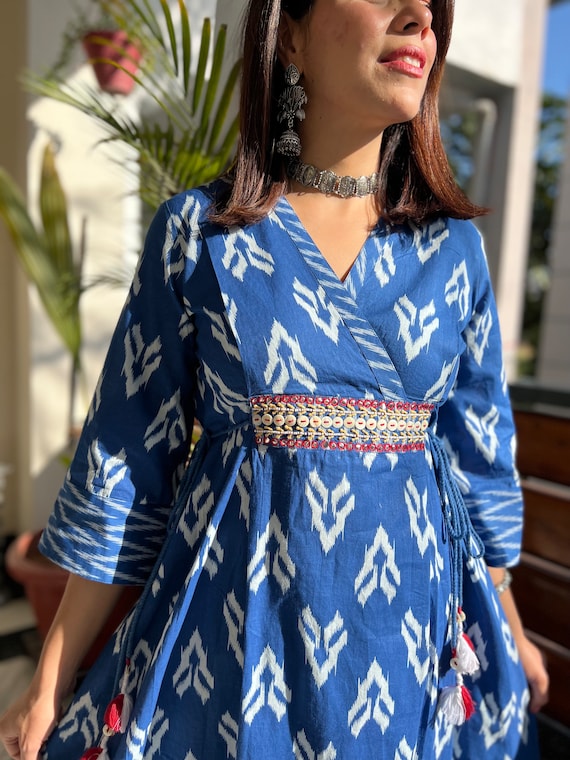 Utsa Indigo Geometric Printed Kurti – Cherrypick