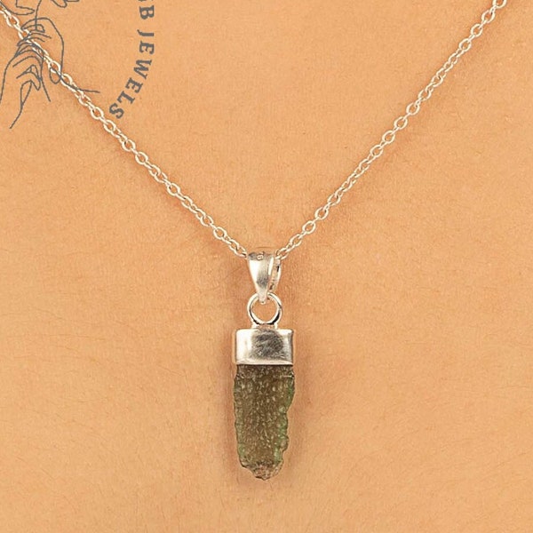 Vintage Natural Moldavite Pendant, Gemstone Pendant, Green Pendant, 925 Sterling Silver Jewelry, Engagement Gift, Pendant For Mother