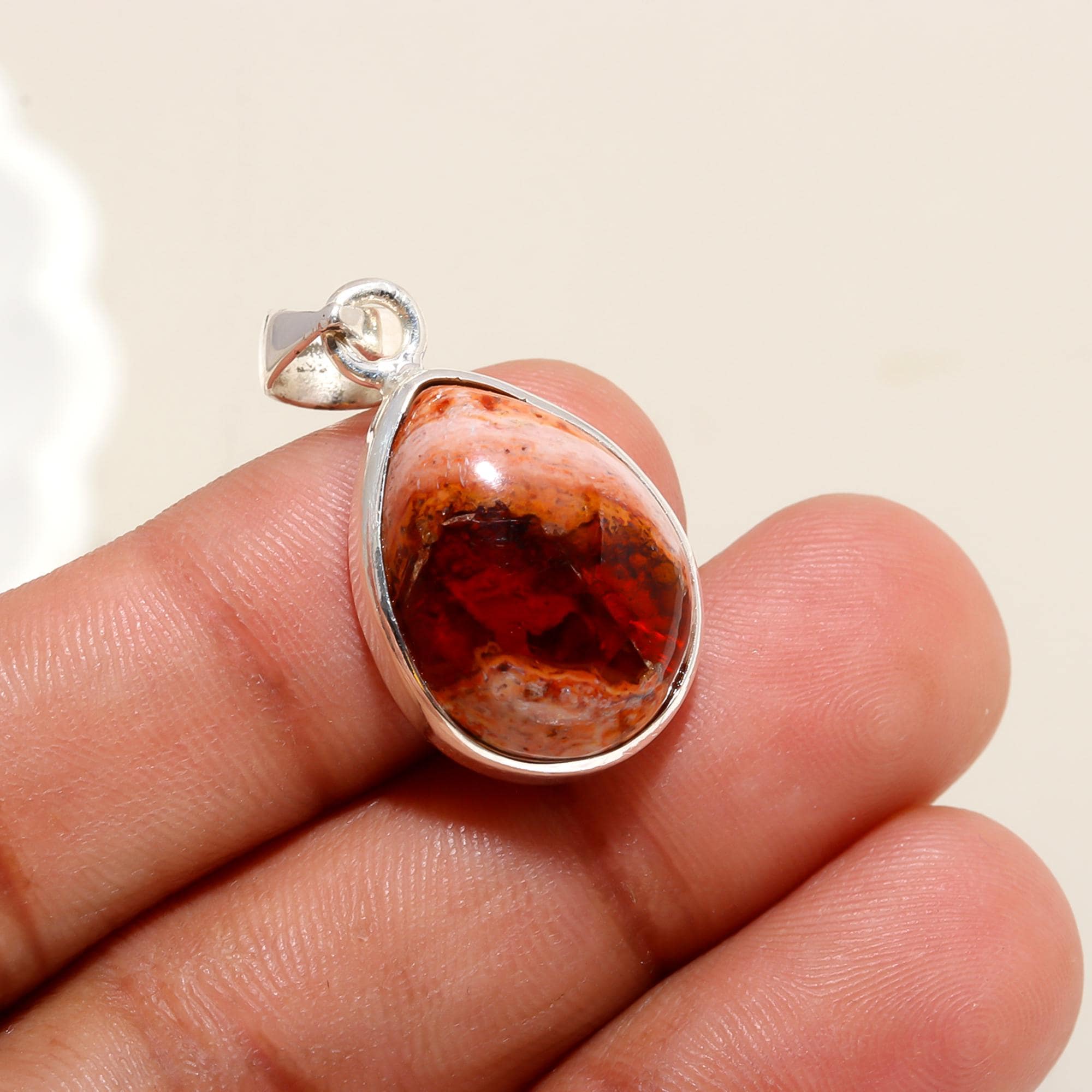 Opale De Feu 81,75 Ct Double Coupe Ovale - Pierre Précieuse Lab Créée - Inde