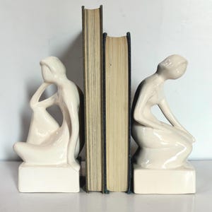 Royal Delft Figural Bookends / 1970s couple bookends white ceramic figures Set of 2 Vintage pair of statues couple gift anniversary reader